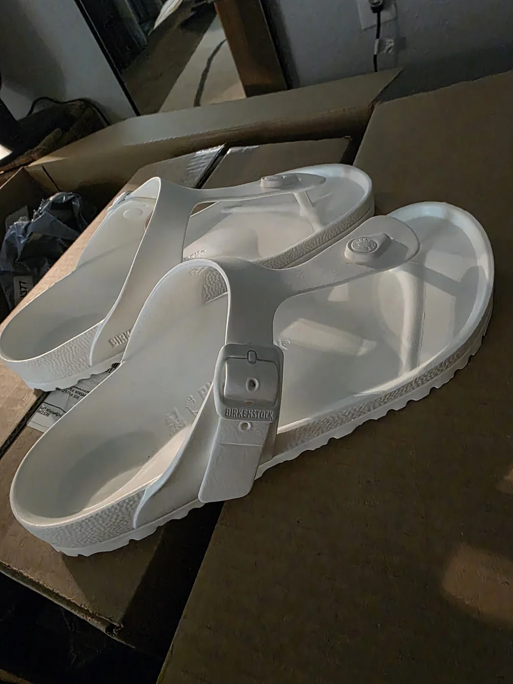 Birkenstock White EVA Thong Sandals with Buckle Mens 11 Womens 10
